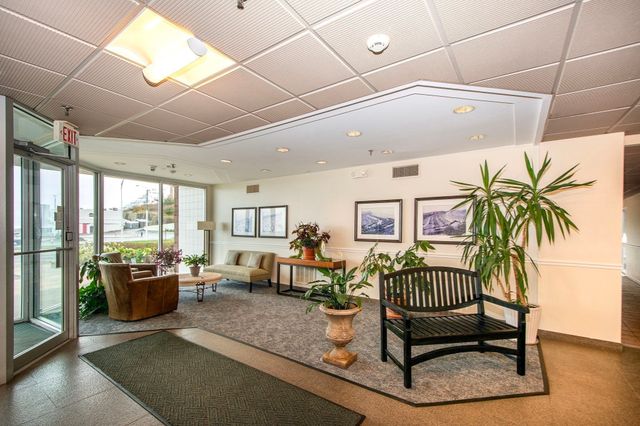 121 Nantasket Ave 309, Hull, MA 02045