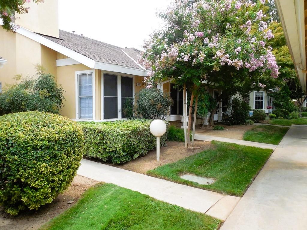 Image 1 of property listing at 5455 N Marty Avenue # 105, Fresno, CA 93711
