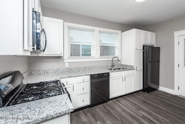 110 S 37th St, Louisville, KY 40212