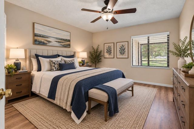 9911 LANCEWOOD STREET, Orlando, FL 32817