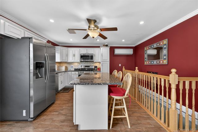 8530 261st Street, Floral Park, NY 11001