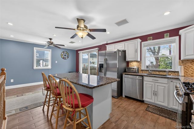 8530 261st Street, Floral Park, NY 11001