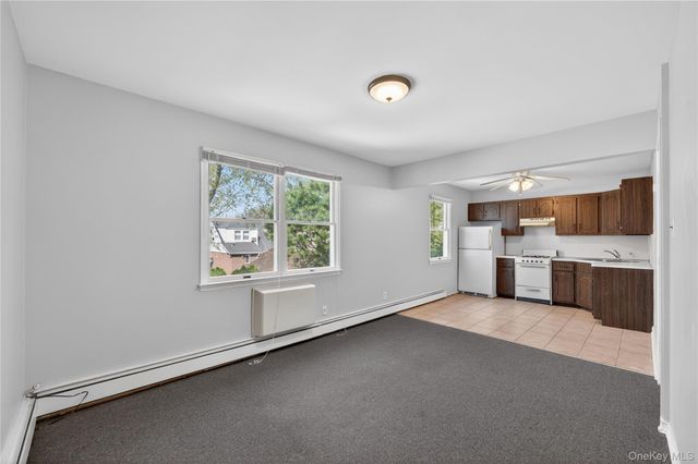 8530 261st Street, Floral Park, NY 11001
