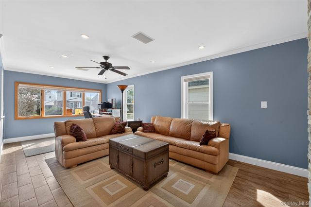 8530 261st Street, Floral Park, NY 11001