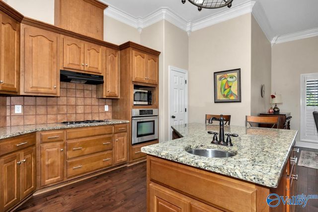 2811 Stepper SE, Owens Cross Roads, AL 35763