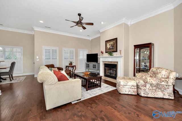 2811 Stepper SE, Owens Cross Roads, AL 35763