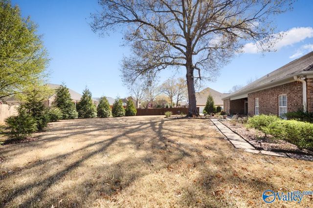 2811 Stepper SE, Owens Cross Roads, AL 35763