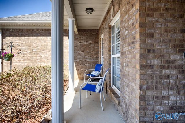 2811 Stepper SE, Owens Cross Roads, AL 35763