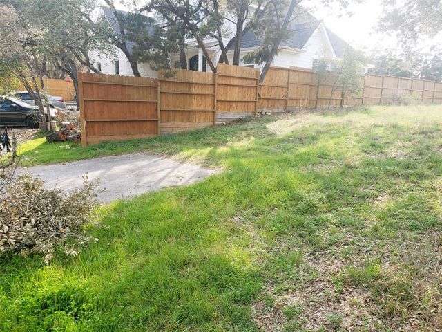1906 Crazyhorse PASS, Austin, TX 78734
