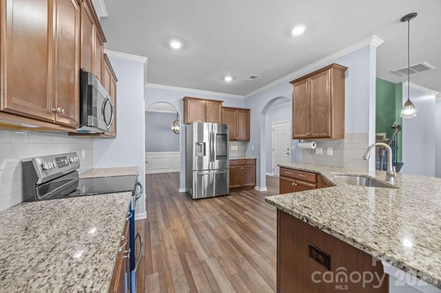 143 Haddonsfield Drive, Mooresville, NC 28115