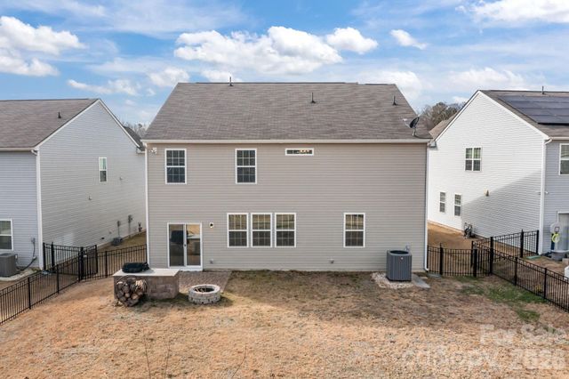 143 Haddonsfield Drive, Mooresville, NC 28115