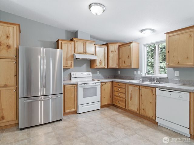 9205 206th Street Ct E, Graham, WA 98328