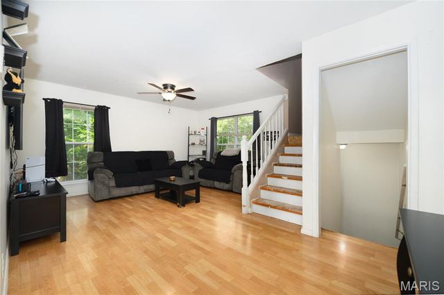 16475 Hardwood Lane, St Robert, MO 65584