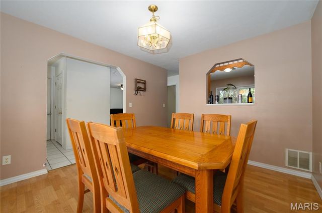 16475 Hardwood Lane, St Robert, MO 65584