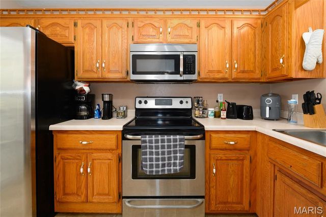 16475 Hardwood Lane, St Robert, MO 65584