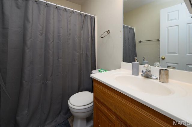 16475 Hardwood Lane, St Robert, MO 65584