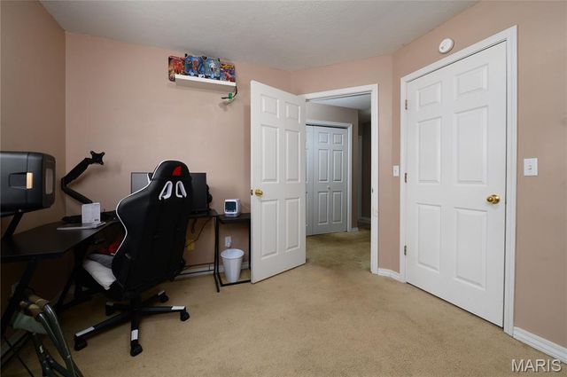 16475 Hardwood Lane, St Robert, MO 65584