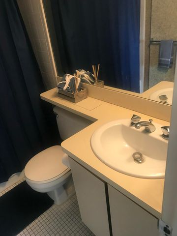 27430 Evergreen Road 36, Lathrup Vllg, MI 48076