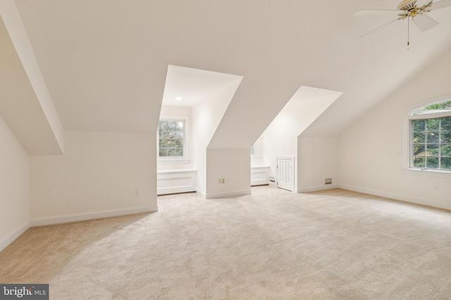 2527 HUNTER MILL RD, Oakton, VA 22124