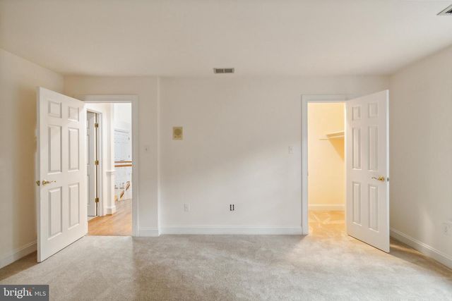 2527 HUNTER MILL RD, Oakton, VA 22124