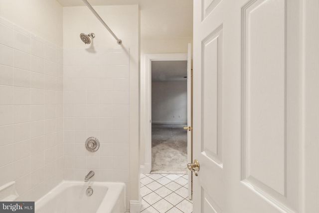 2527 HUNTER MILL RD, Oakton, VA 22124