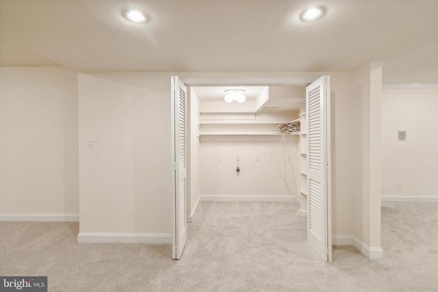 2527 HUNTER MILL RD, Oakton, VA 22124