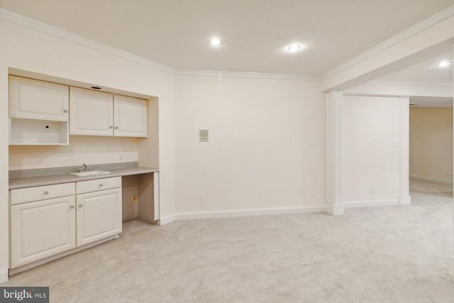 2527 HUNTER MILL RD, Oakton, VA 22124