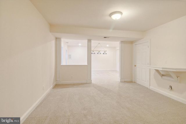 2527 HUNTER MILL RD, Oakton, VA 22124