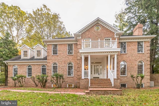 2527 HUNTER MILL RD, Oakton, VA 22124