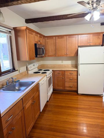 330 West St, Braintree, MA 02184