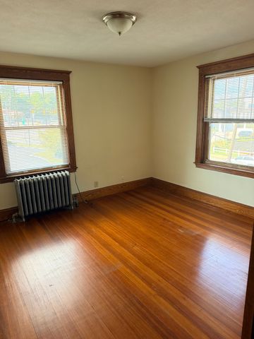 330 West St, Braintree, MA 02184