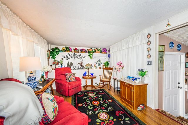 4187 72ND STREET N 32, St Petersburg, FL 33709