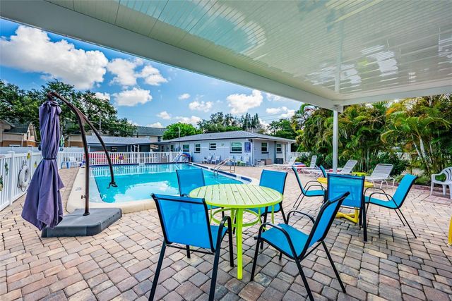 4187 72ND STREET N 32, St Petersburg, FL 33709