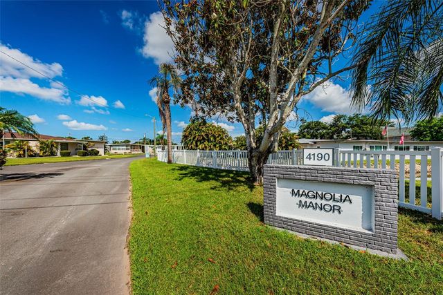 4187 72ND STREET N 32, St Petersburg, FL 33709