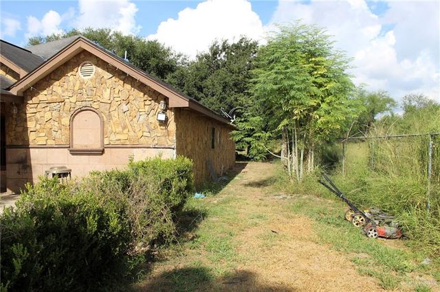 15809 W Los Cerritos Circle, Edinburg, TX 78541