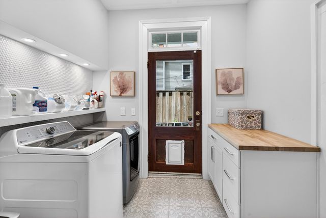 127 Broad St., Georgetown, SC 29440