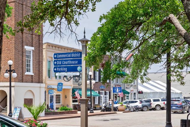 127 Broad St., Georgetown, SC 29440