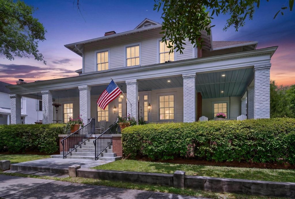 127 Broad St., Georgetown, SC 29440