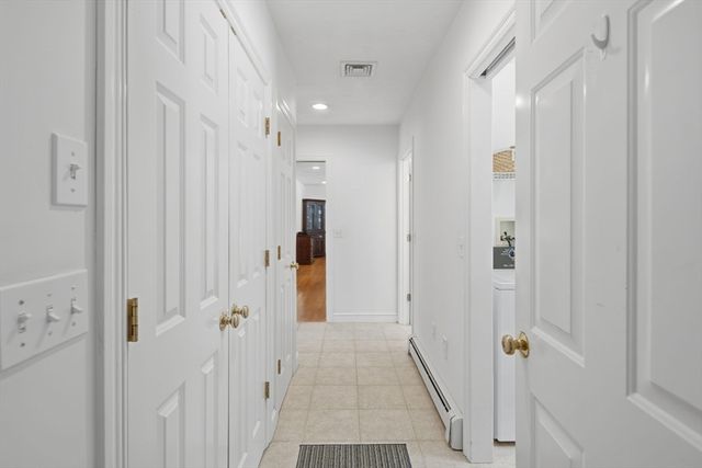 24 Talbott Farm Dr, Mendon, MA 01756