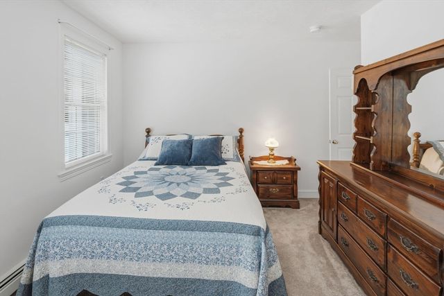 24 Talbott Farm Dr, Mendon, MA 01756