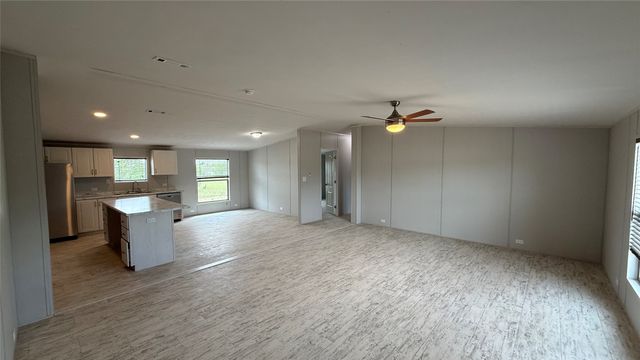 120 Angielena Loop, Decatur, TX 76234