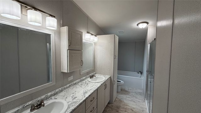 120 Angielena Loop, Decatur, TX 76234