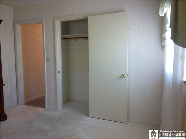 165 Connecticut Avenue, Jamestown, NY 14701