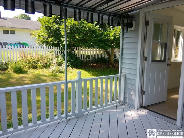 165 Connecticut Avenue, Jamestown, NY 14701