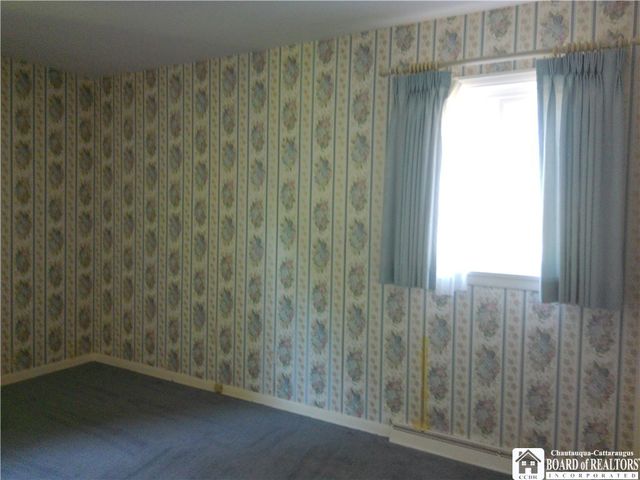 165 Connecticut Avenue, Jamestown, NY 14701