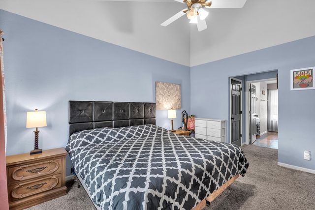 105 Pennycuick Drive, Mountain View, MO 65548