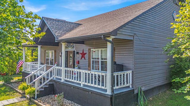 105 Pennycuick Drive, Mountain View, MO 65548