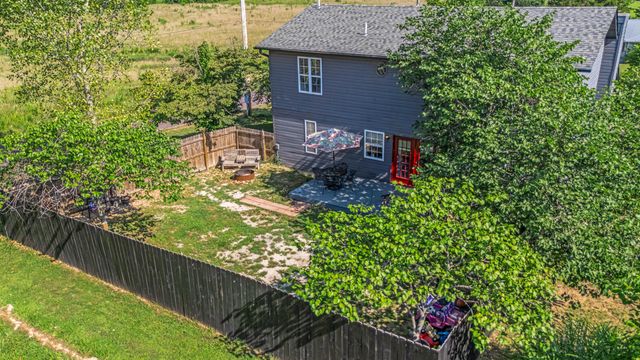 105 Pennycuick Drive, Mountain View, MO 65548