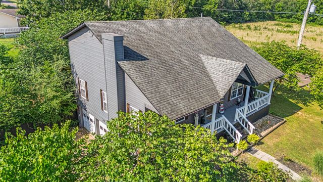 105 Pennycuick Drive, Mountain View, MO 65548