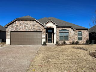 2911 Diamondback Drive, Melissa, TX 75454